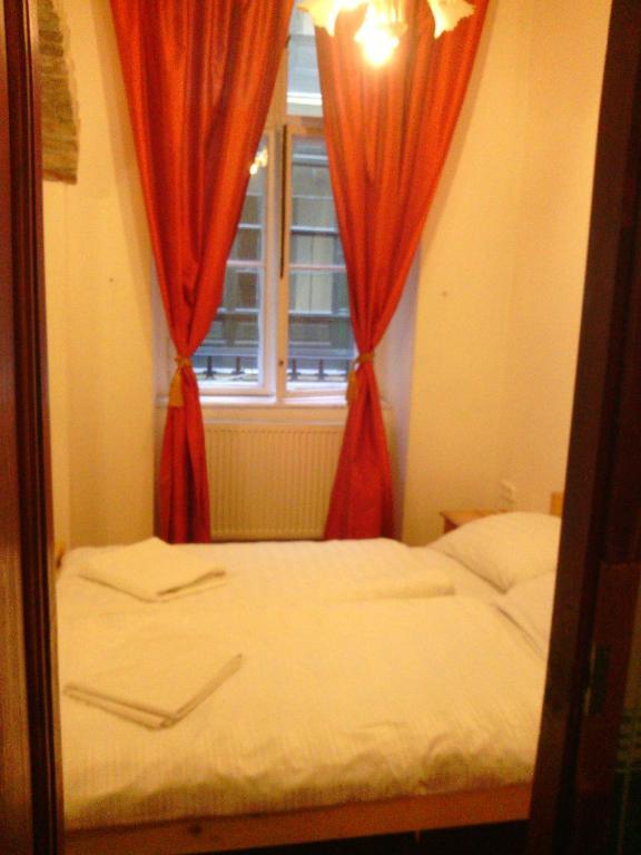 River Guest house 3*